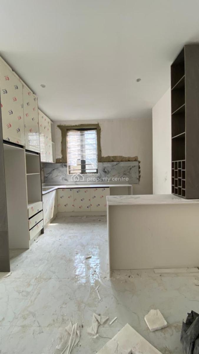 Nicely Built 3bedroom Apartment with Swimming Pool ,gym &elevator, Lekki Phase One ,lekki ,lagos ,nigeria, Lekki Phase 1, Lekki, Lagos, Flat / Apartment for Sale