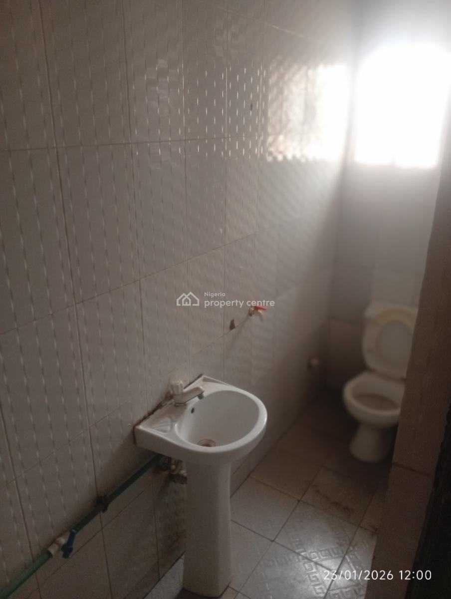3 Bedroom Flat, Omotayo Street, Alapere, Ketu, Lagos, Flat / Apartment for Rent