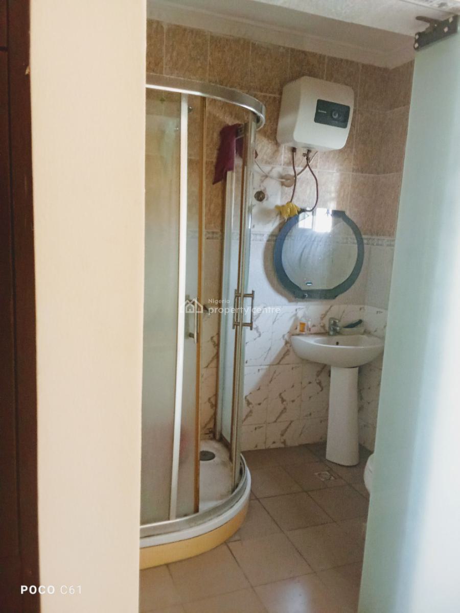 Renovated Spacious 3 Bedroom Flat, Sangotedo Lekki, Sangotedo, Ajah, Lagos, Flat / Apartment for Rent