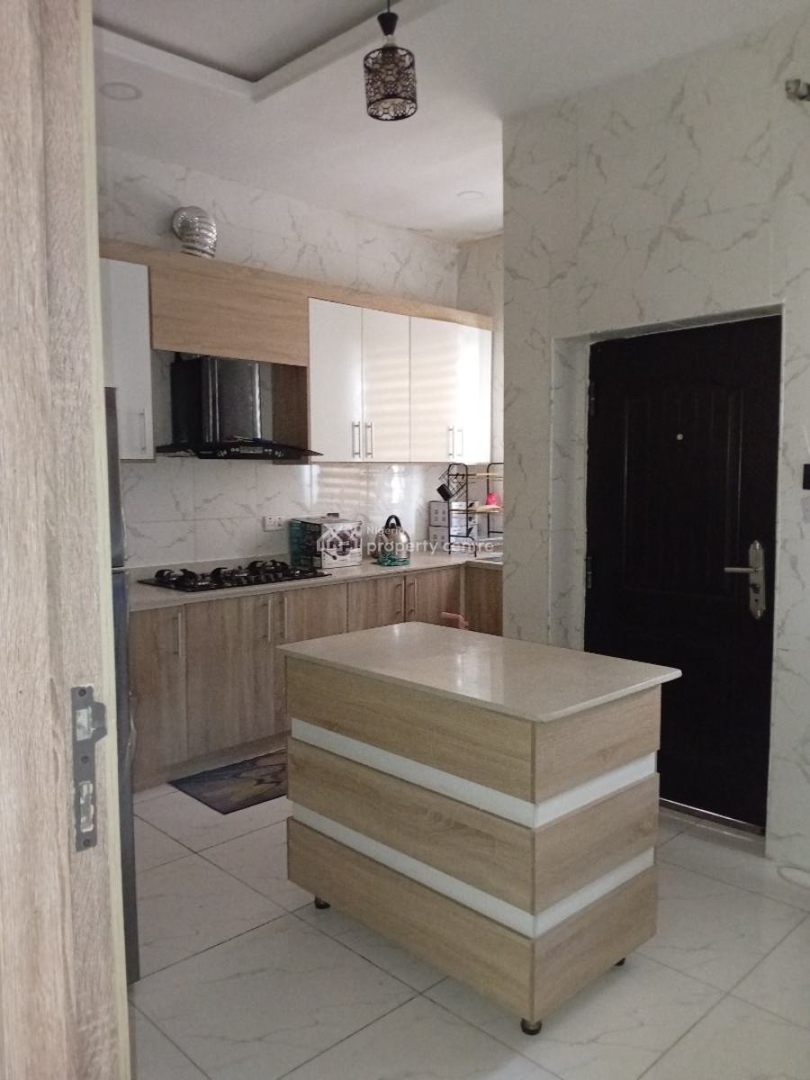 Fully Furnished 2-bedroom Flat (upstairs) + Inverter, Harris Drive, Lekki, Lagos, Flat / Apartment for Rent