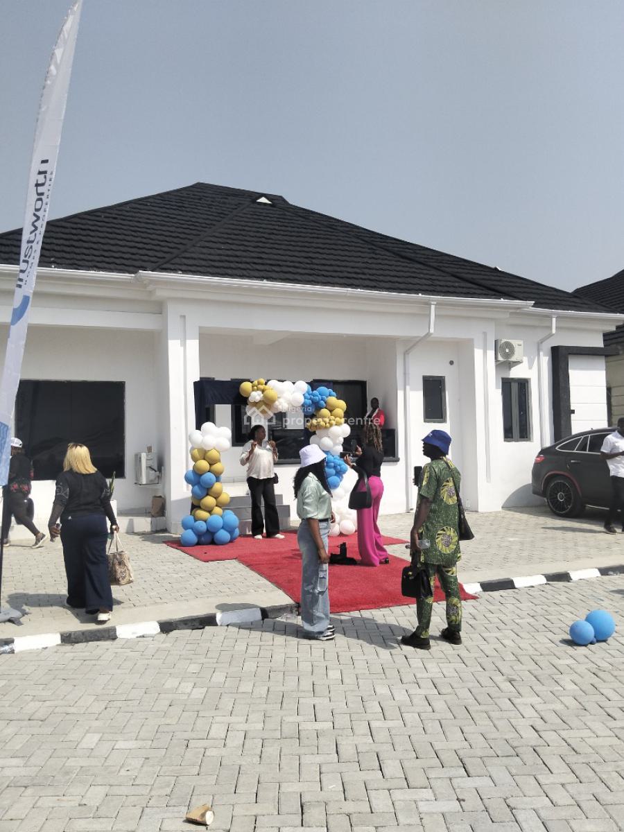 Luxury 3-bedrooms Bungalow with Bq Selling Fast, Solace City Bungalow, Close Proximity to Lekki Intl Airport, Eleranigbe, Ibeju Lekki, Lagos, Detached Bungalow for Sale