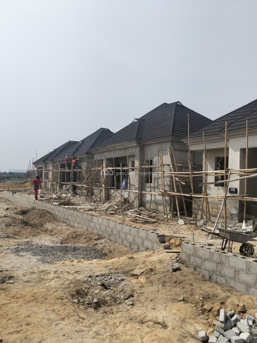 Luxury 3-bedrooms Bungalow with Bq Selling Fast, Solace City Bungalow, Close Proximity to Lekki Intl Airport, Eleranigbe, Ibeju Lekki, Lagos, Detached Bungalow for Sale