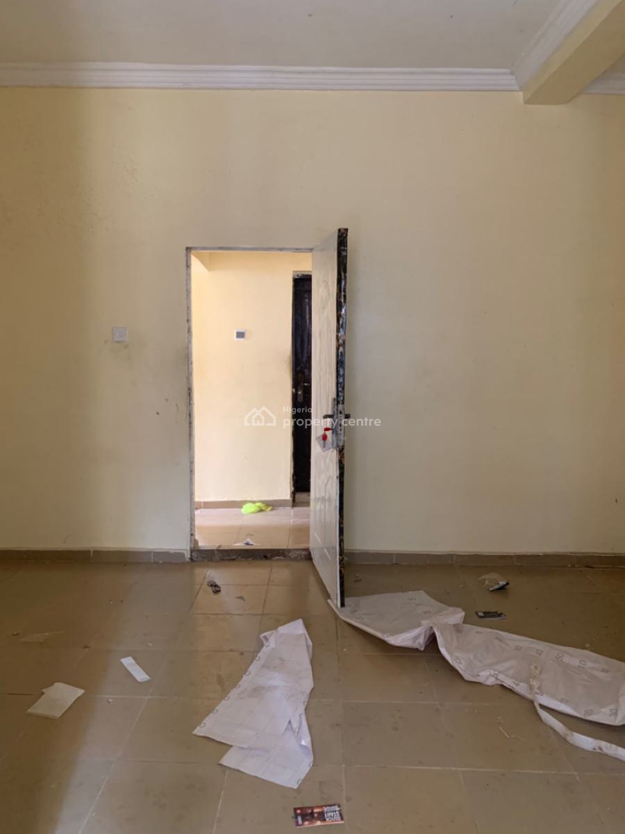 Luxury 2 Bedroom Flat, Gra Phase 1, Magodo, Lagos, Flat / Apartment for Rent