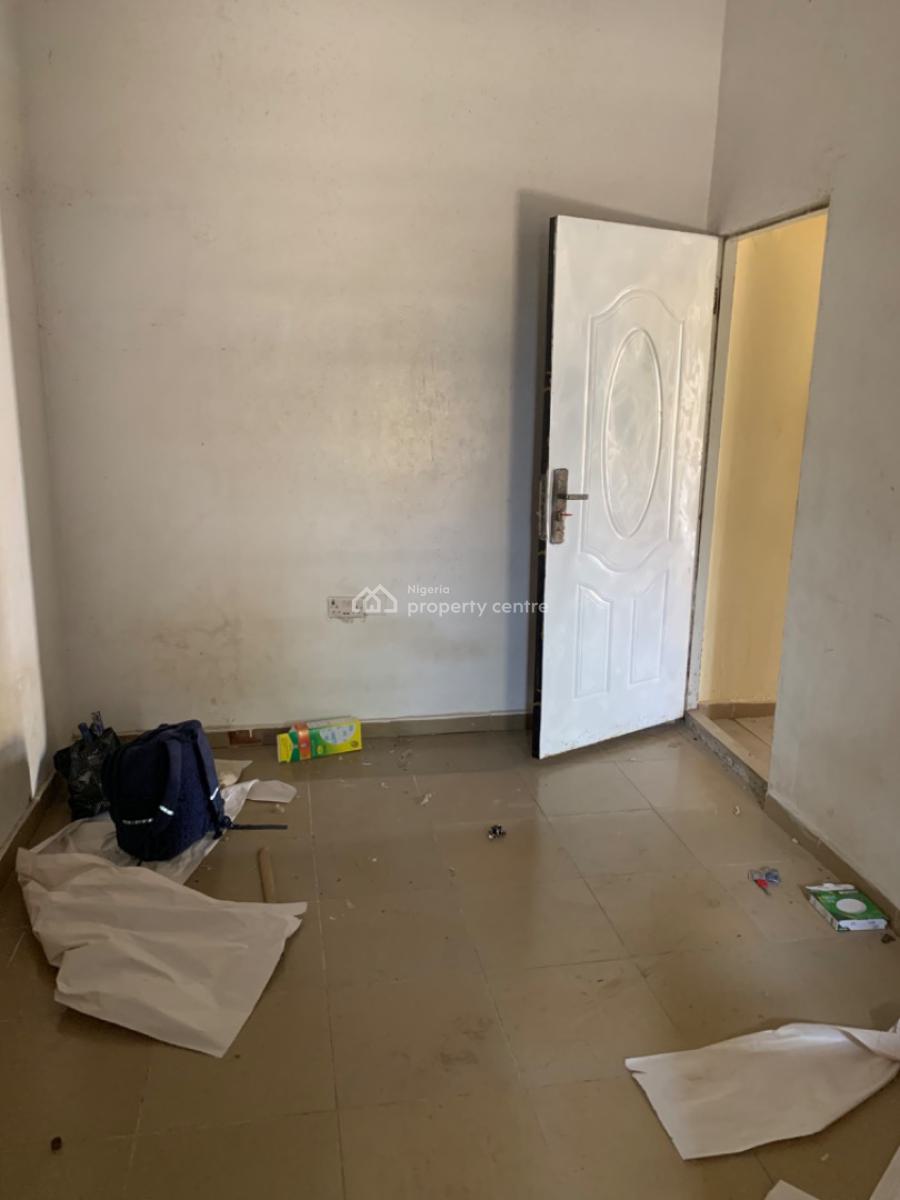 Luxury 2 Bedroom Flat, Gra Phase 1, Magodo, Lagos, Flat / Apartment for Rent