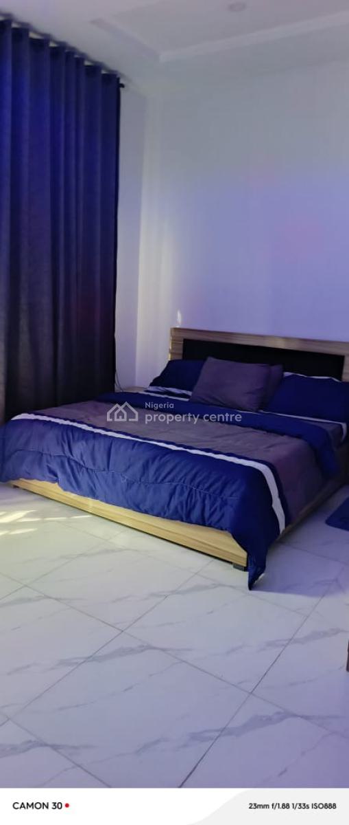 Luxury 4 Bedrooms Semi-detached House, Abraham Adesanya, Ajah, Lagos, Semi-detached Duplex for Rent