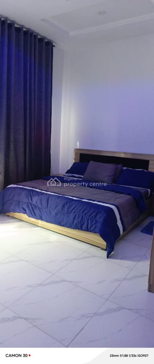 Luxury 4 Bedrooms Semi-detached House, Abraham Adesanya, Ajah, Lagos, Semi-detached Duplex for Rent