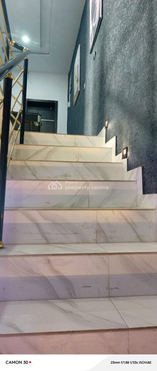Luxury 4 Bedrooms Semi-detached House, Abraham Adesanya, Ajah, Lagos, Semi-detached Duplex for Rent