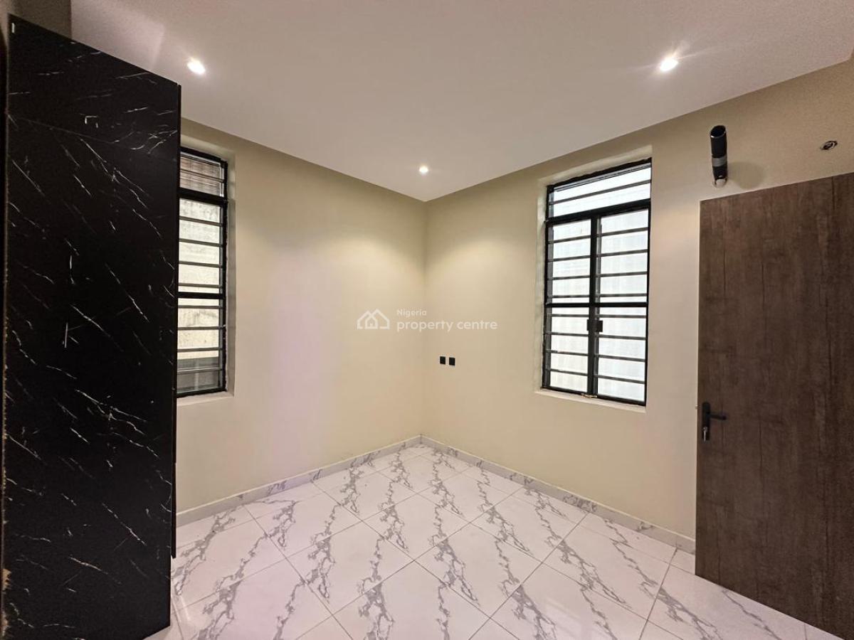 3-bedroom Apartment, Lekki Phase 1, Lekki, Lagos, Flat / Apartment for Sale