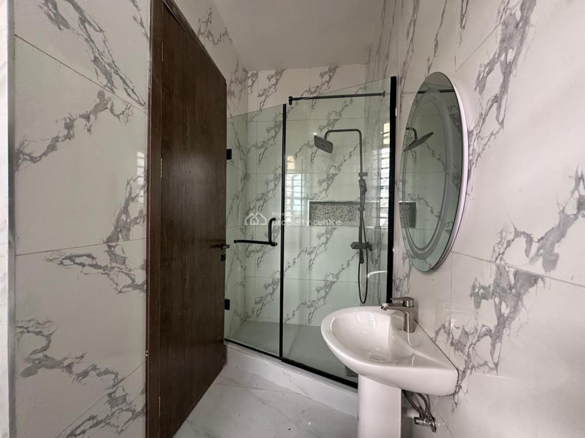 2-bedroom Apartment, Lekki Phase 1, Lekki, Lagos, Flat / Apartment for Sale