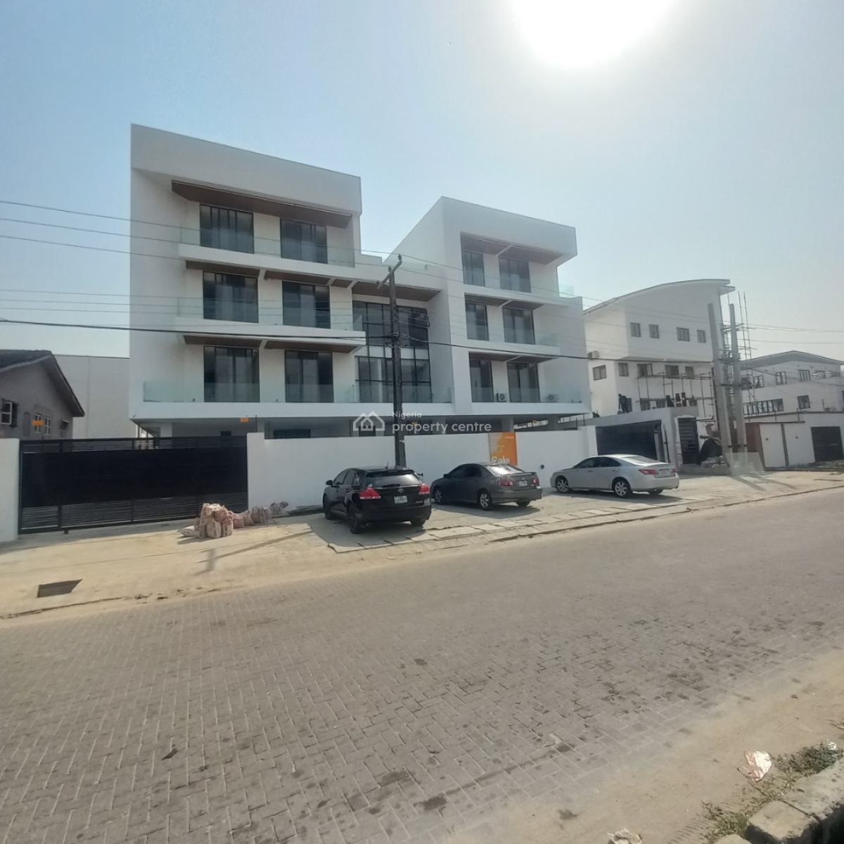 Standard  2 Bedroom Apartment with Pool and Elevator, Lekki Phase 1, Lekki, Lagos, Flat / Apartment for Sale