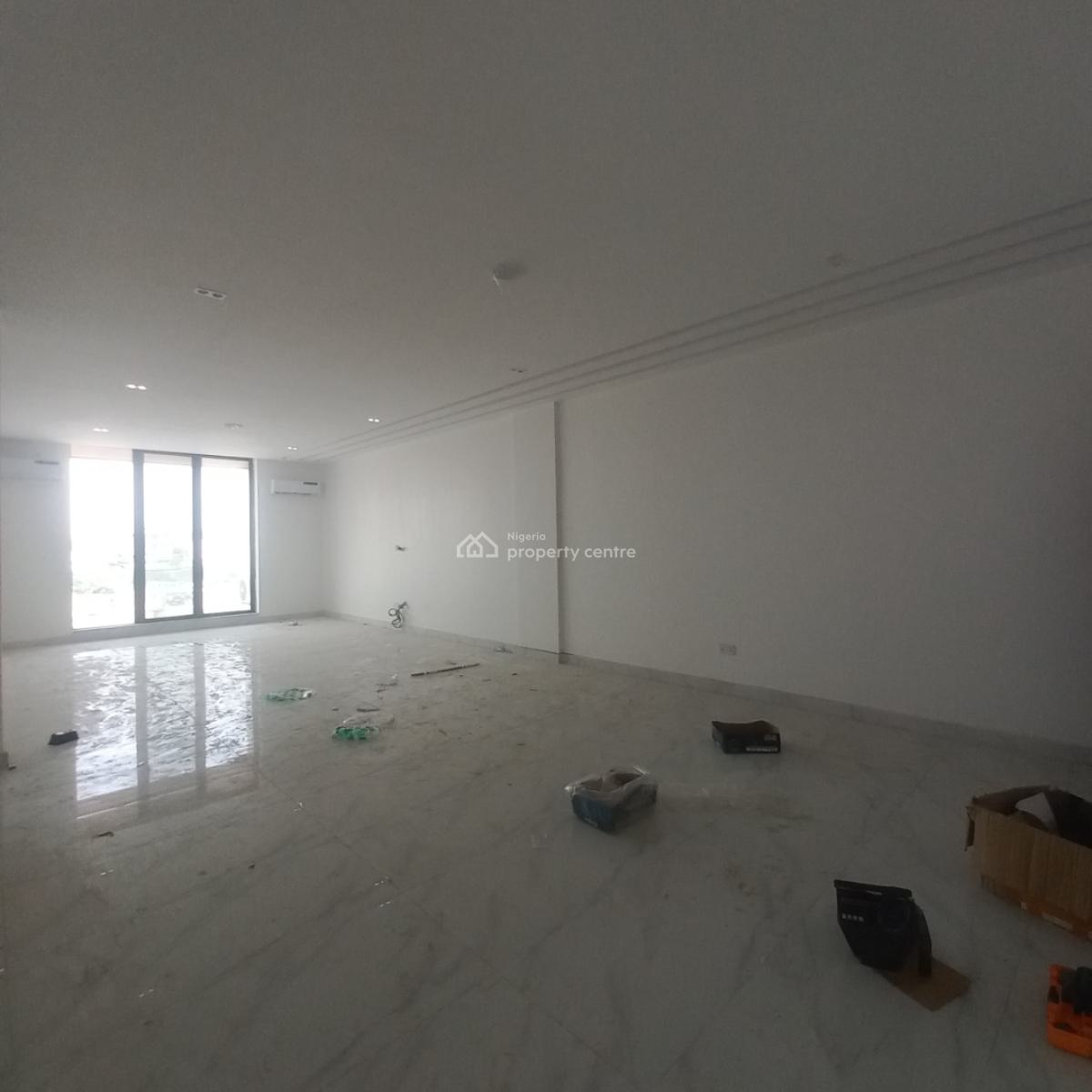 Standard  2 Bedroom Apartment with Pool and Elevator, Lekki Phase 1, Lekki, Lagos, Flat / Apartment for Sale