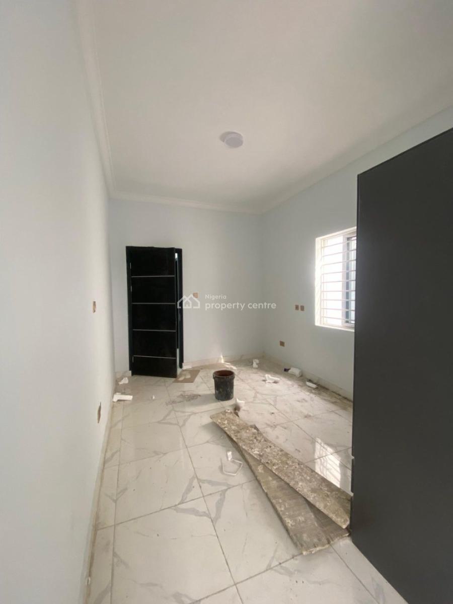 Self-compound 4-bedroom Duplex with Bq, Lekki Scheme 2, Ajah, Lagos, House for Sale