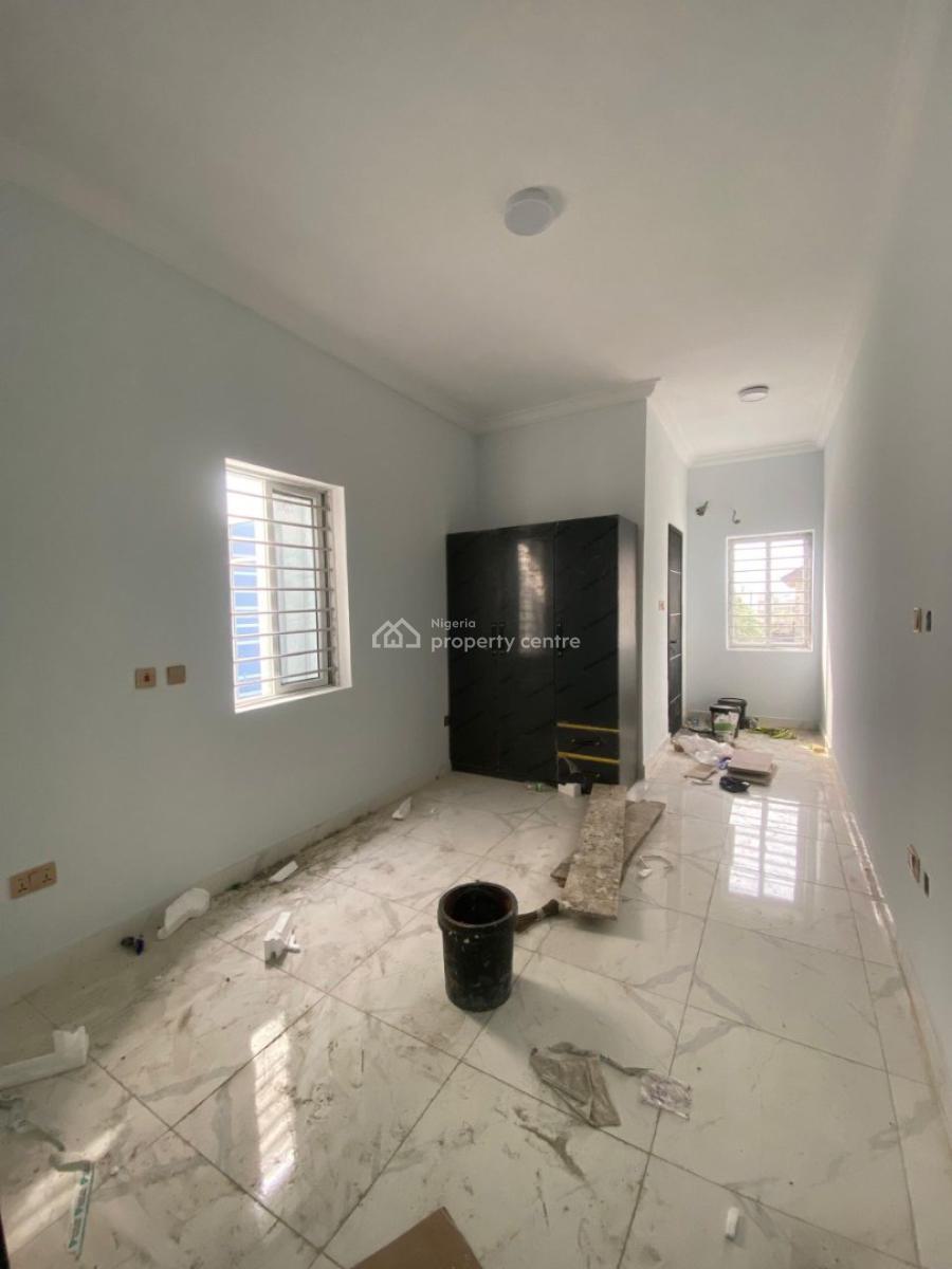 Self-compound 4-bedroom Duplex with Bq, Lekki Scheme 2, Ajah, Lagos, House for Sale