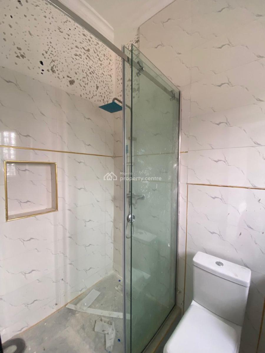 Self-compound 4-bedroom Duplex with Bq, Lekki Scheme 2, Ajah, Lagos, House for Sale