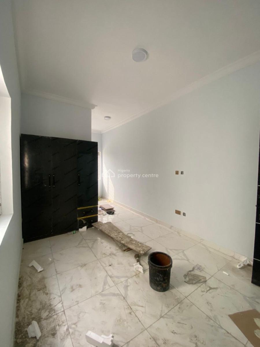 Self-compound 4-bedroom Duplex with Bq, Lekki Scheme 2, Ajah, Lagos, House for Sale