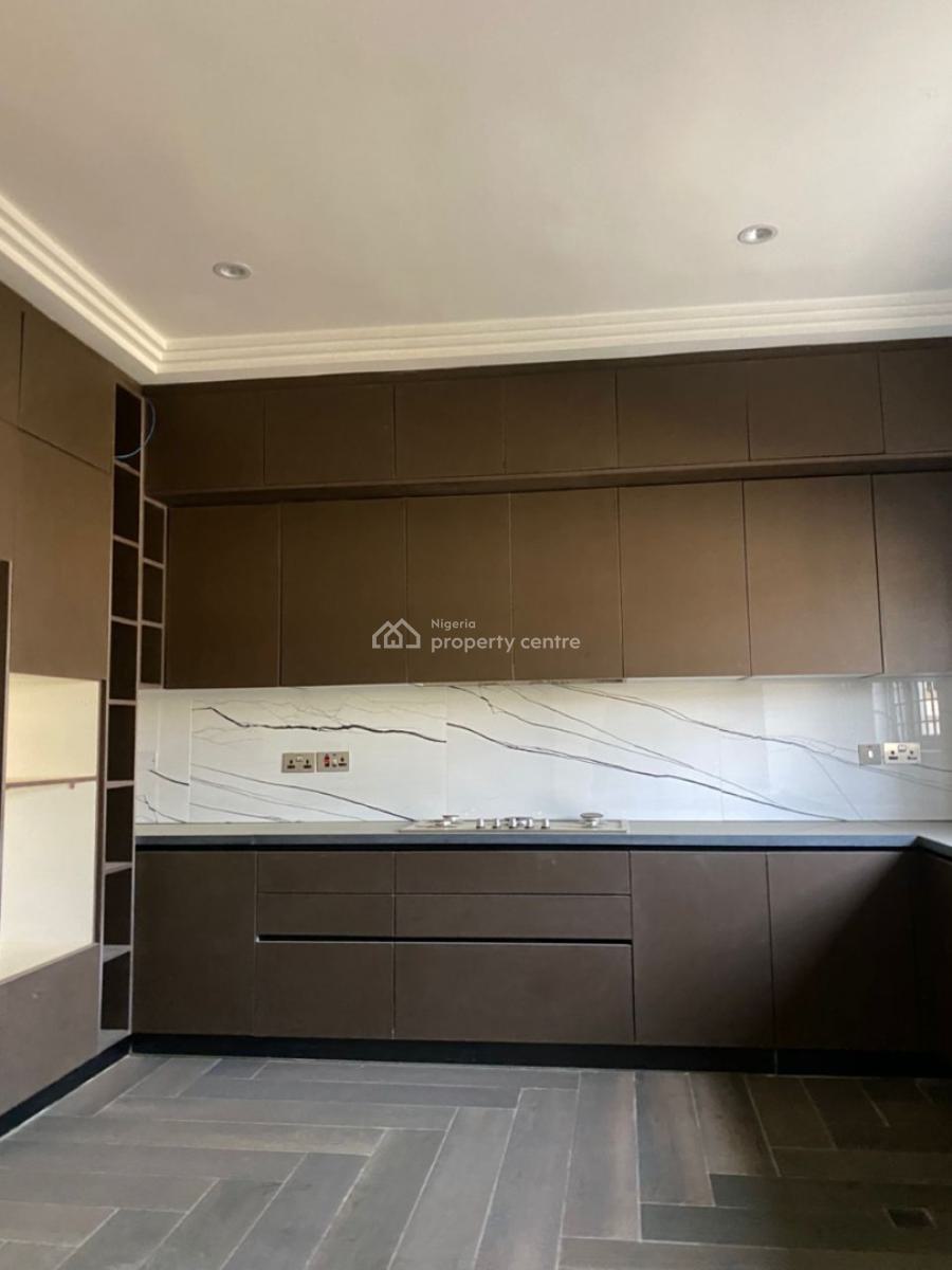 5-bedroom Semi Detached Duplex, Jahi, Abuja, Semi-detached Duplex for Sale