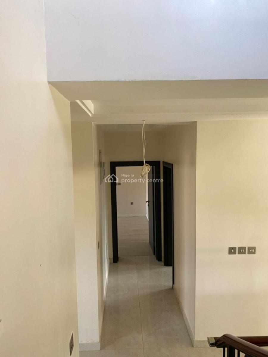5-bedroom Semi Detached Duplex, Jahi, Abuja, Semi-detached Duplex for Sale