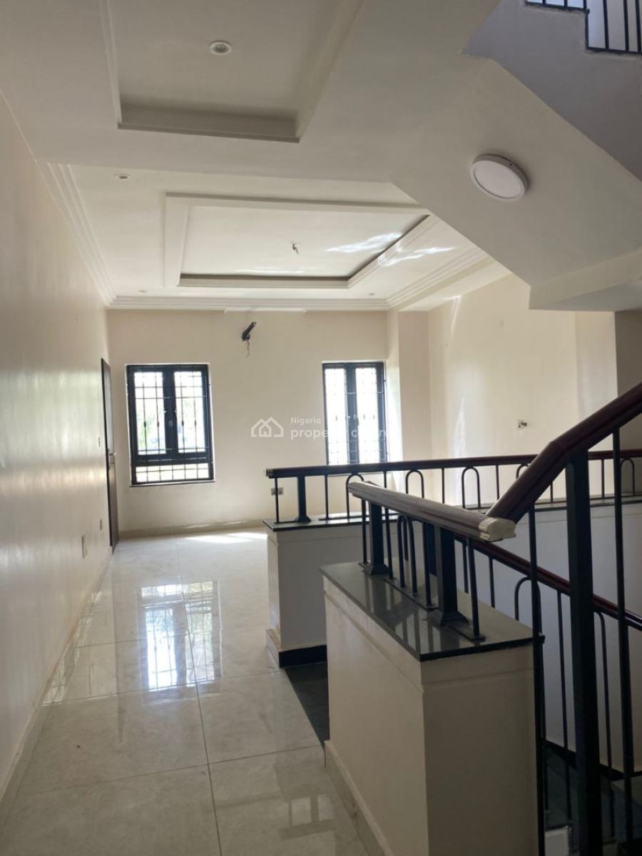 Lovely 5-bedroom Semi Detached Duplex in a Mini Estate, Jahi, Abuja, Semi-detached Duplex for Sale