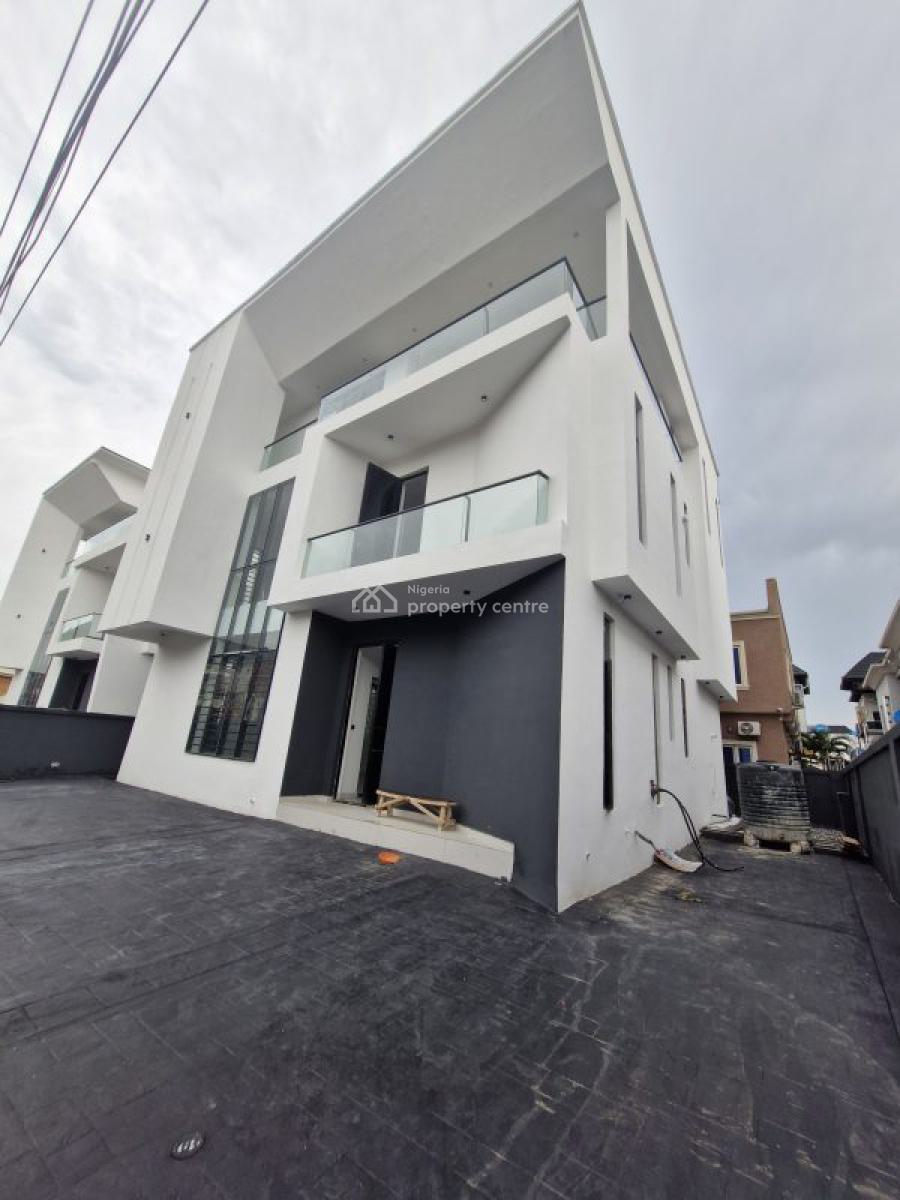 Massive 5 Bedroom Fully Detached with Pool, Lekki, Lagos, Detached Duplex for Sale