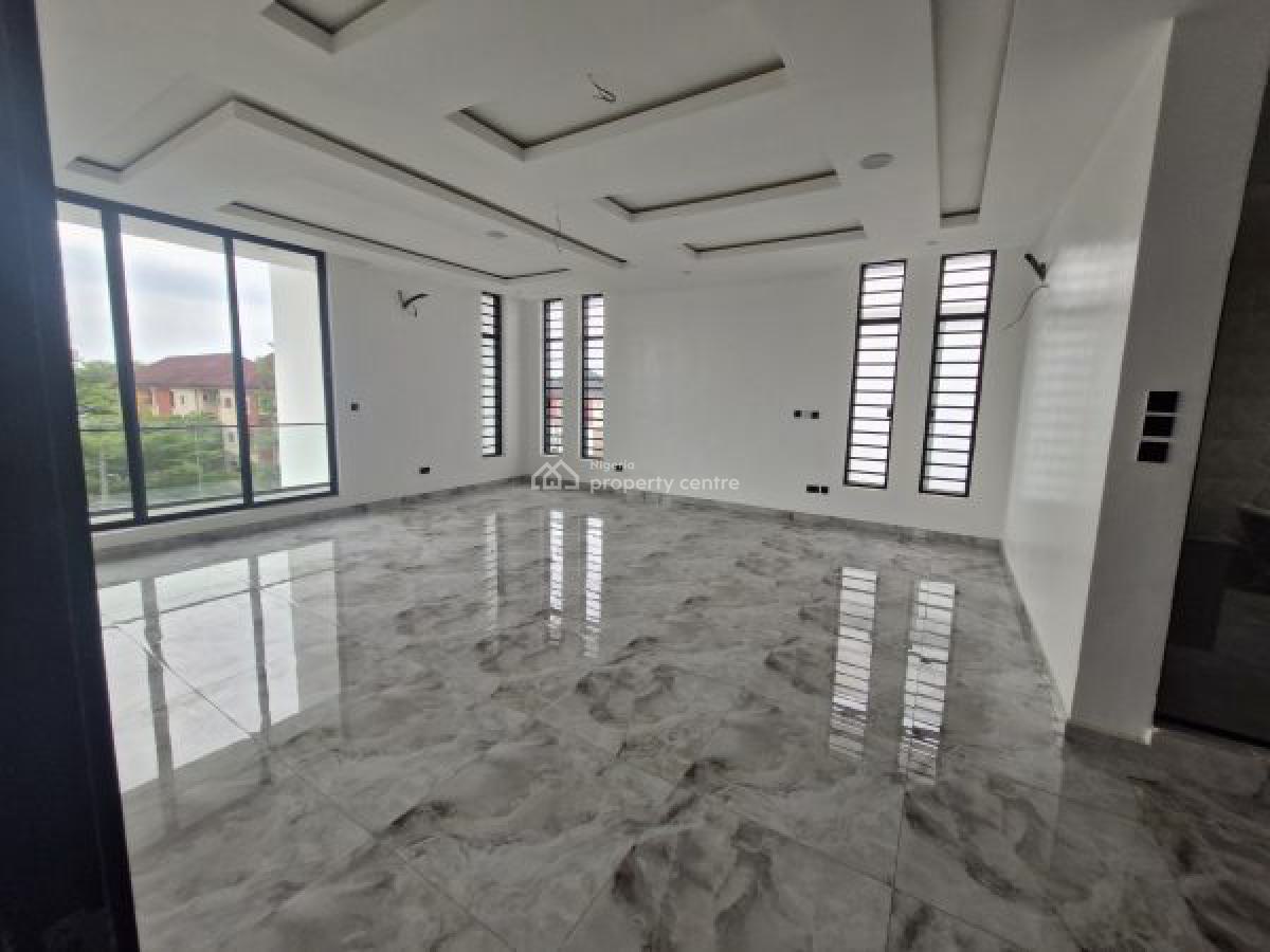 Massive 5 Bedroom Fully Detached with Pool, Lekki, Lagos, Detached Duplex for Sale