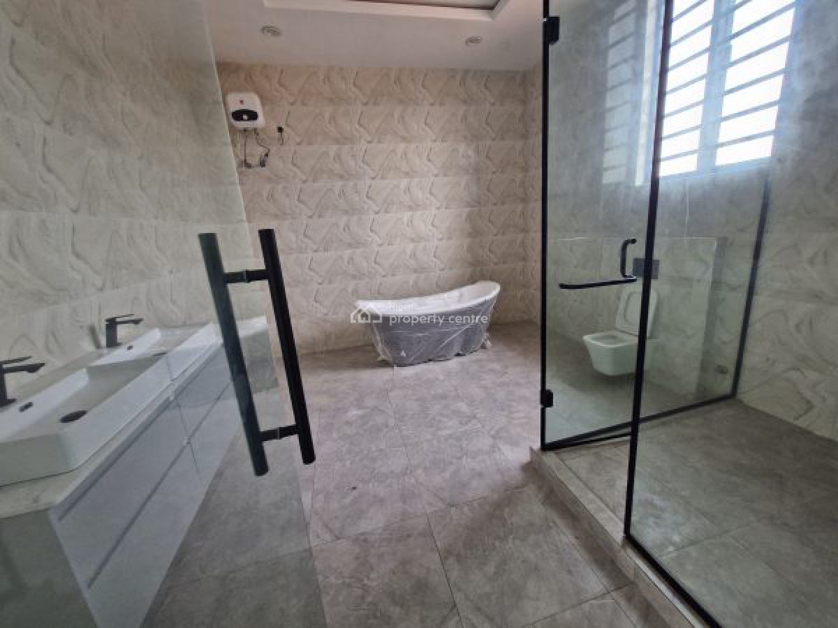 Massive 5 Bedroom Fully Detached with Pool, Lekki, Lagos, Detached Duplex for Sale