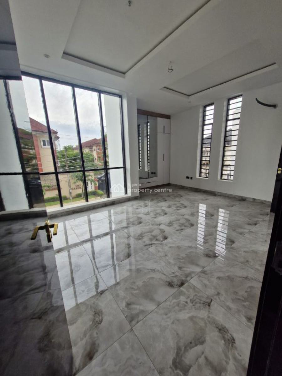 Massive 5 Bedroom Fully Detached with Pool, Lekki, Lagos, Detached Duplex for Sale