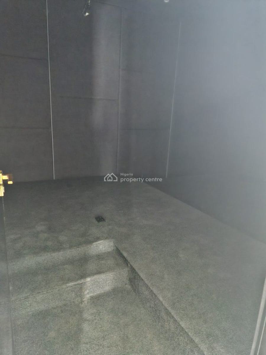 Massive 5 Bedroom Fully Detached with Pool, Lekki, Lagos, Detached Duplex for Sale