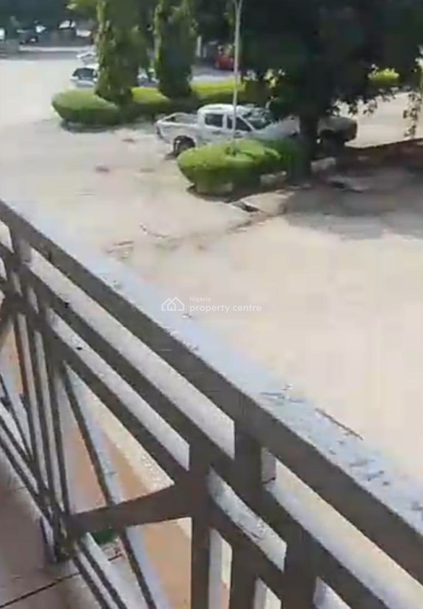 Sharp 3 Bedroom Flat Upstairs, Around Vgc, Ikota, Lekki, Lagos, Flat / Apartment for Rent