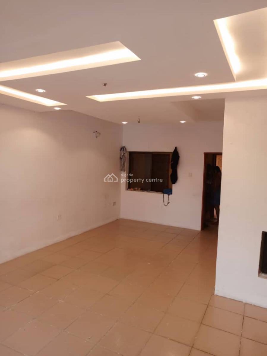 Newly Renovated 4 Bedroom Flat, Omole Phase 1, Ikeja, Lagos, Flat / Apartment for Rent