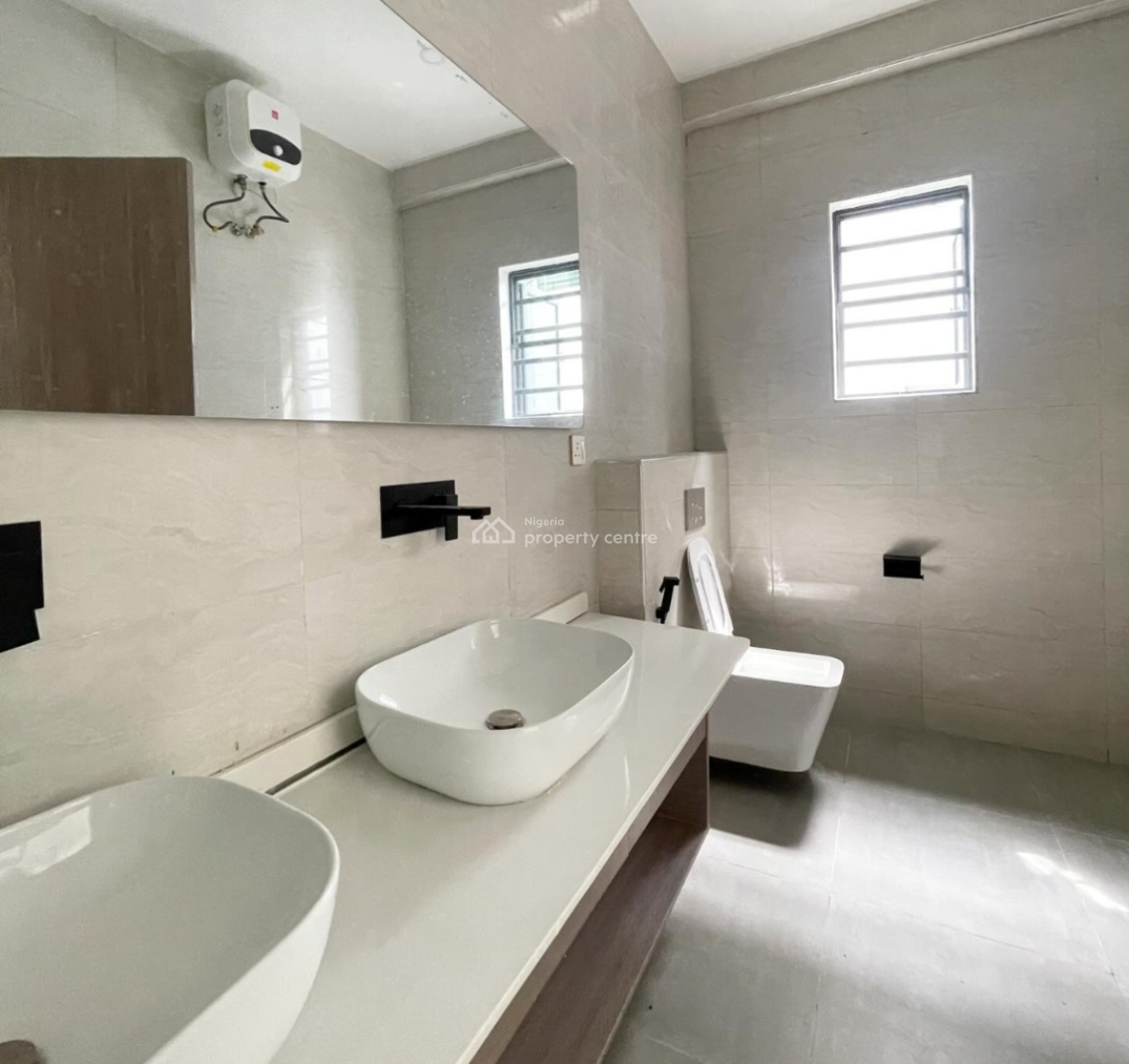 3 Bedroom Apartment with a Bq  (2nd Floor), Lekki Right, Lekki Phase 1, Lekki, Lagos, Flat / Apartment for Rent