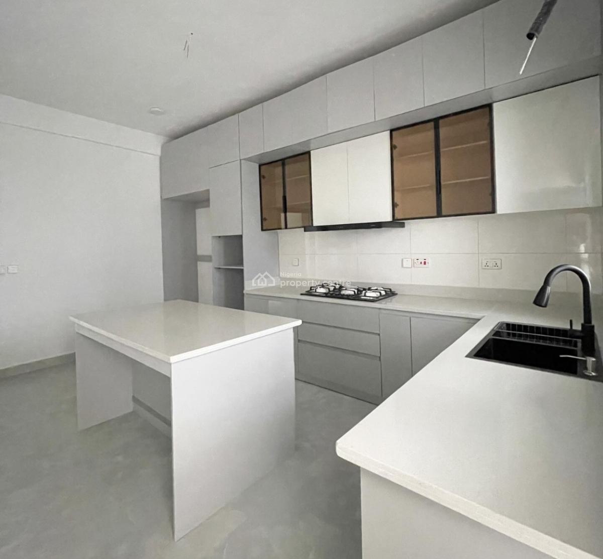 3 Bedroom Apartment with a Bq  (2nd Floor), Lekki Right, Lekki Phase 1, Lekki, Lagos, Flat / Apartment for Rent