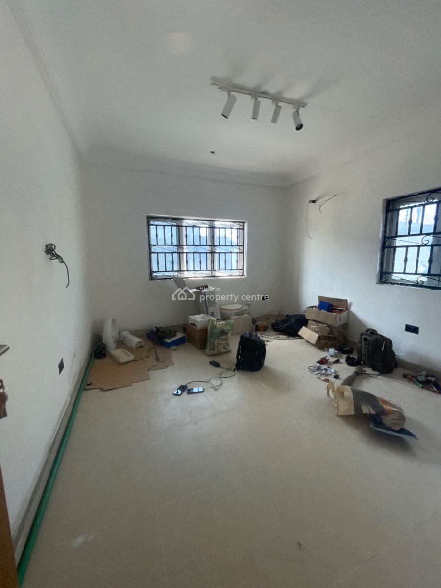 a Brand New 4 Bedroom Fully Detached Duplex with Bq, Along Mobil Road, Ilaje, Lekki, Lagos, Detached Bungalow for Rent