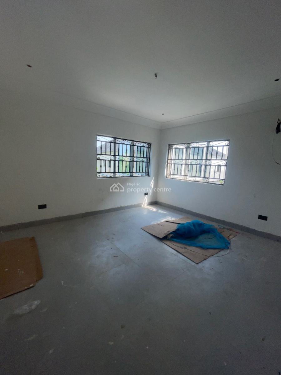 a Brand New 4 Bedroom Fully Detached Duplex with Bq, Along Mobil Road, Ilaje, Lekki, Lagos, Detached Bungalow for Rent