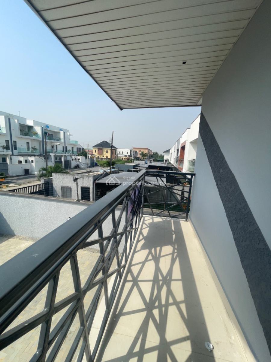 a Brand New 4 Bedroom Fully Detached Duplex with Bq, Along Mobil Road, Ilaje, Lekki, Lagos, Detached Bungalow for Rent