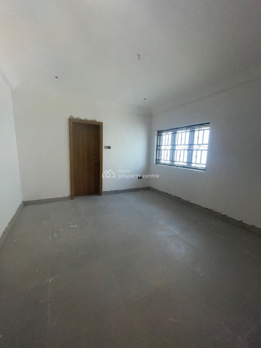 a Brand New 4 Bedroom Fully Detached Duplex with Bq, Along Mobil Road, Ilaje, Lekki, Lagos, Detached Bungalow for Rent