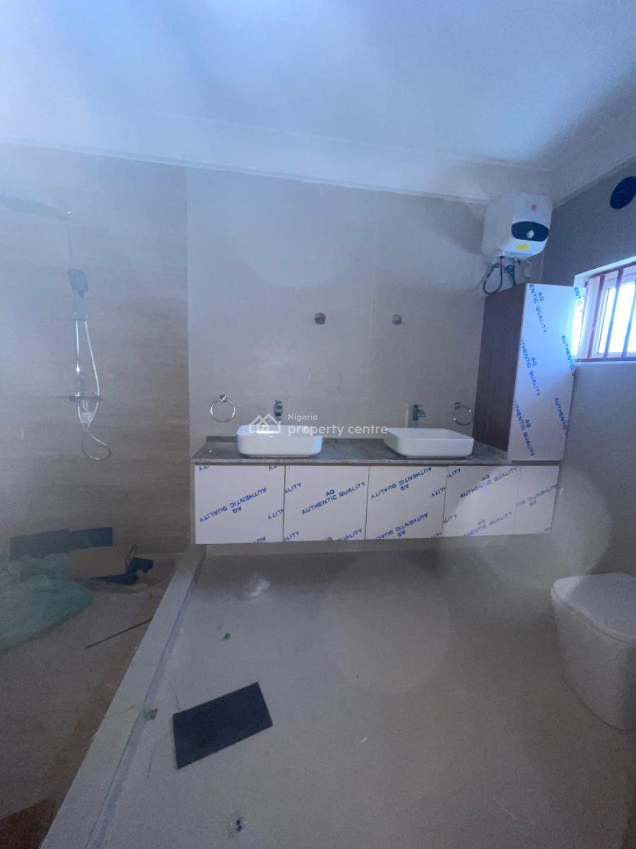 a Brand New 4 Bedroom Fully Detached Duplex with Bq, Along Mobil Road, Ilaje, Lekki, Lagos, Detached Bungalow for Rent