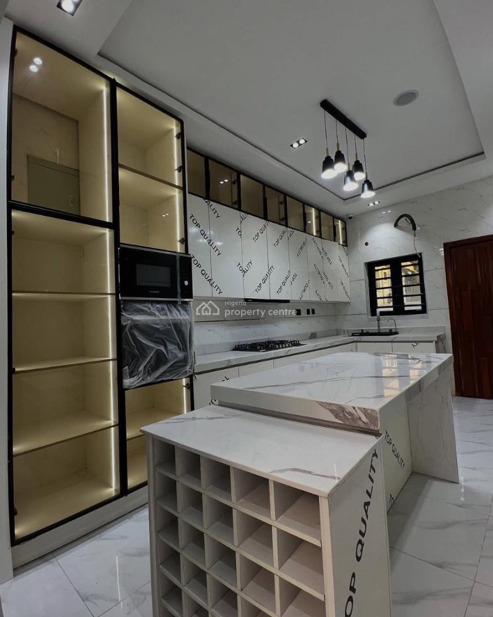 5 Bedroom Detached House with Swimming Pool, Ikota, Lekki, Lagos, Detached Duplex for Sale