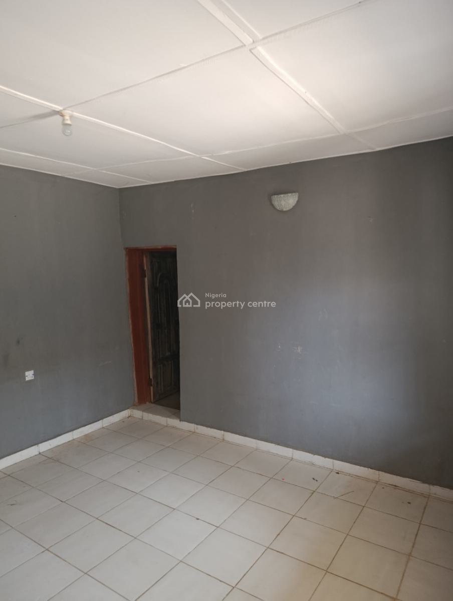 3 Bedroom Flat, Abiola Street, Moniya, Ibadan, Oyo, Semi-detached Bungalow for Rent