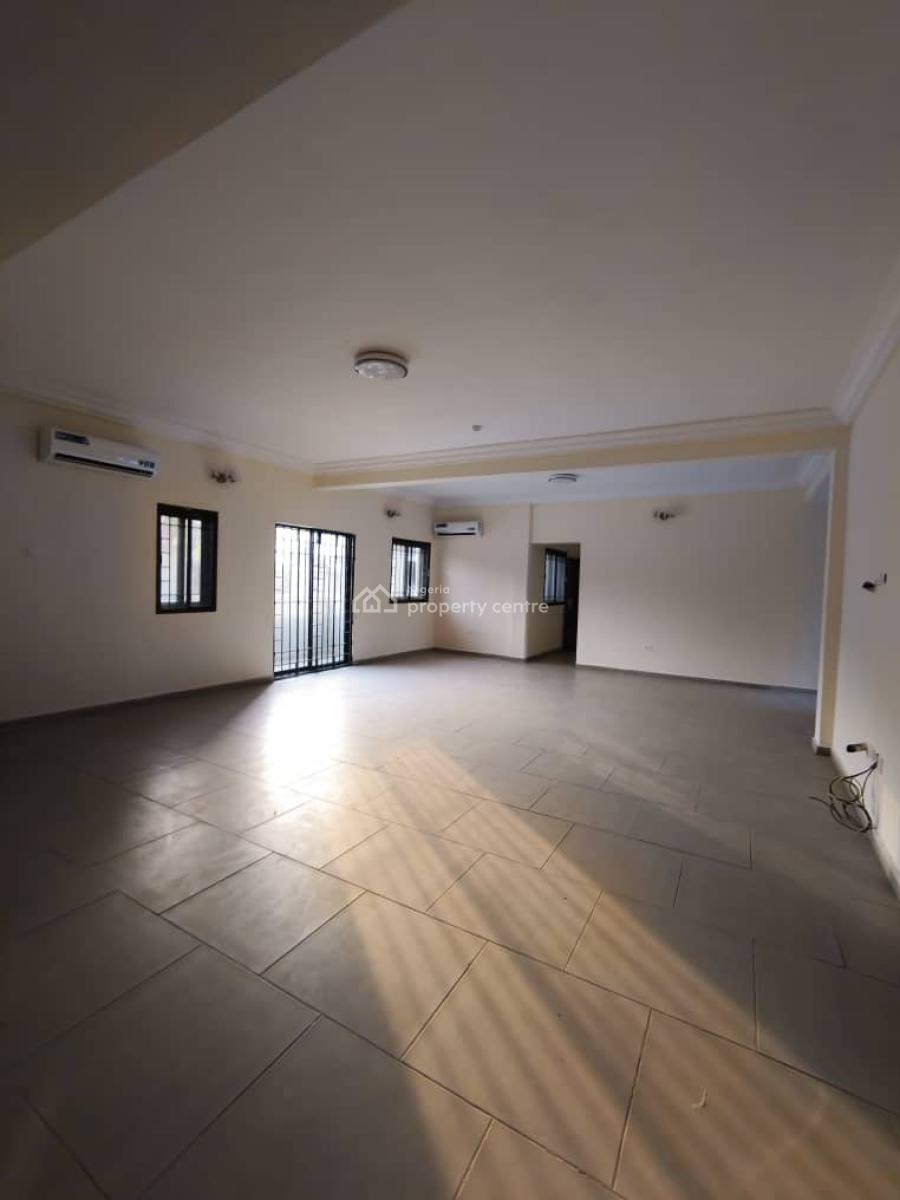 Luxury and Spacious 3 Bedroom with a Spacious Bq, Swimming Pool and Gy, Lekki Phase 1, Lekki, Lagos, House for Rent