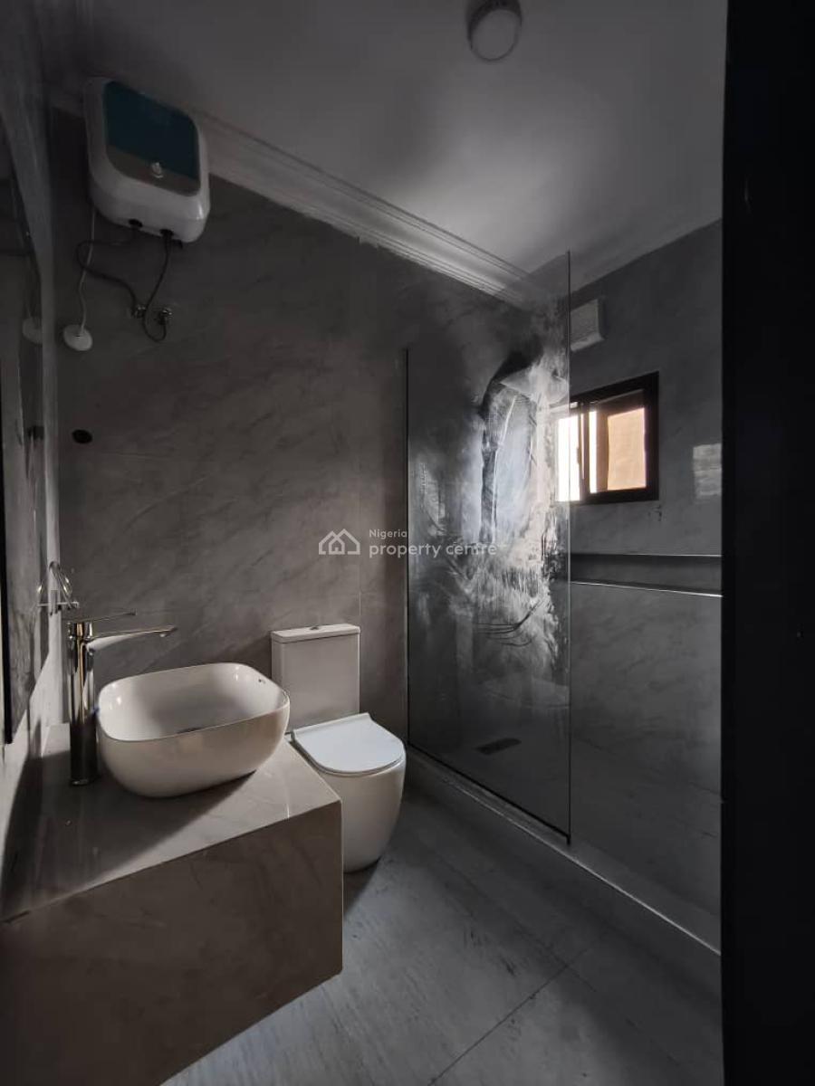 Luxury and Spacious 3 Bedroom with a Spacious Bq, Swimming Pool and Gy, Lekki Phase 1, Lekki, Lagos, House for Rent