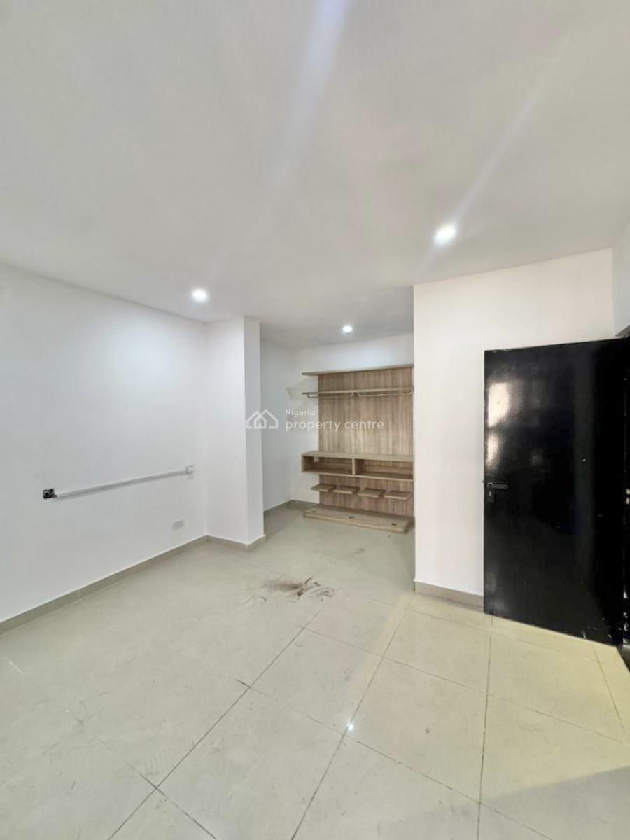 Well Built Serviced 2 Bedroom Apartment, Lekki Phase 1, Lekki, Lagos, Flat / Apartment for Rent