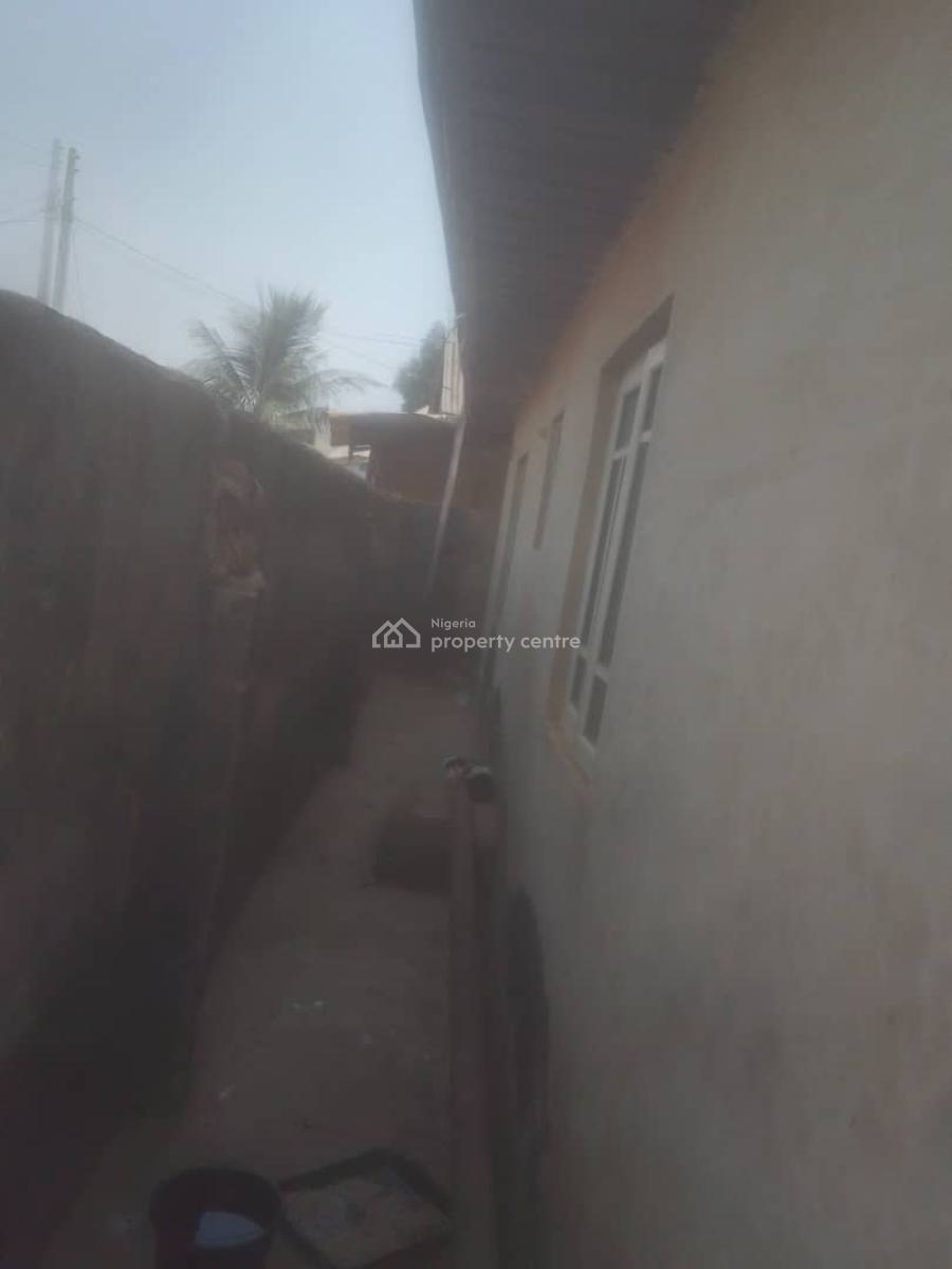 3 Bedroom Flat Bungalow on Piece of Land, Praise Avenue Estate Oke-imuti Community Off Igbo-olomu Ishawo Road, Isawo, Ikorodu, Lagos, House for Sale