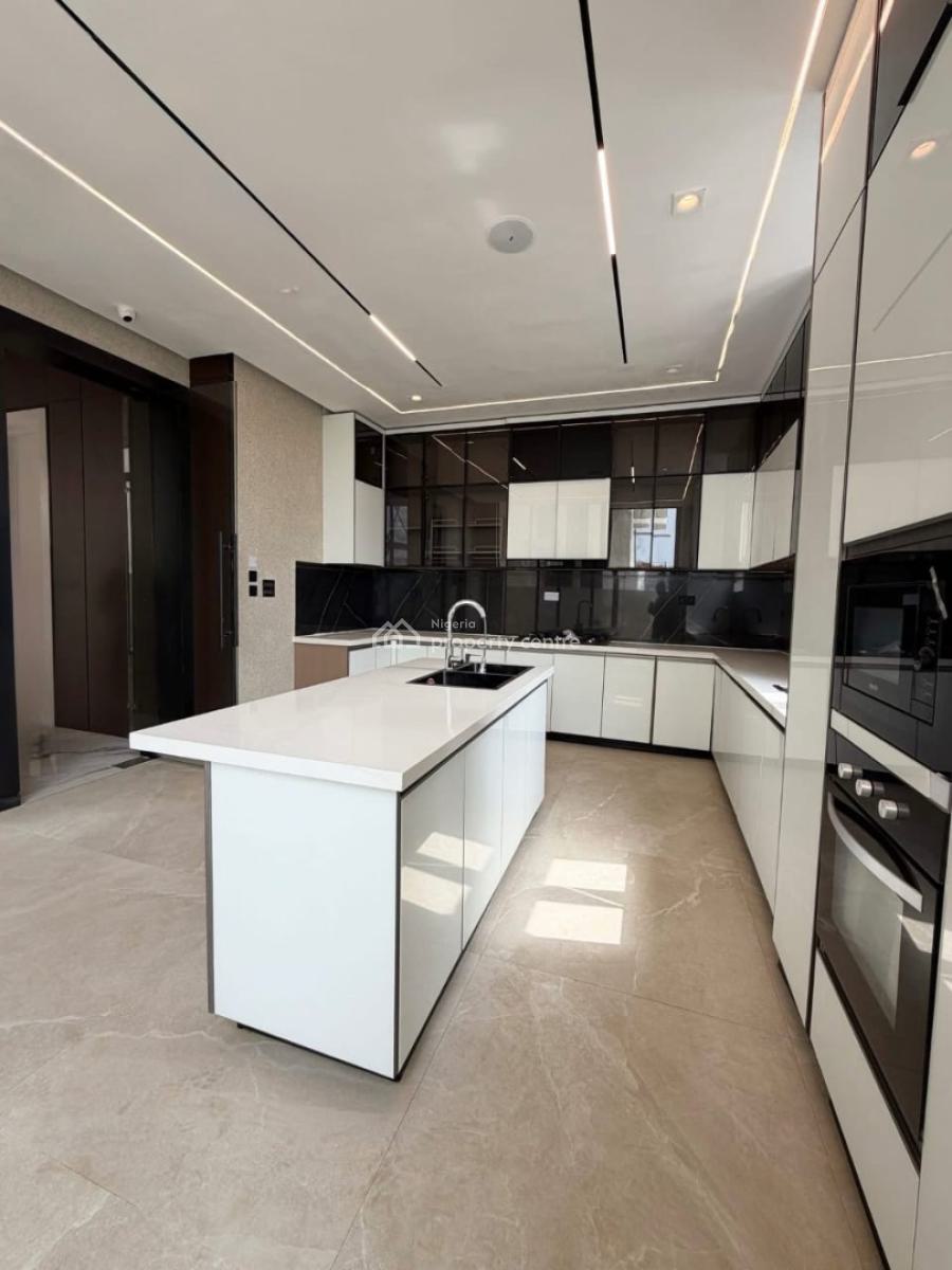 5 Bedroom Mansion, Lekki Phase 1, Lekki, Lagos, Detached Duplex for Sale