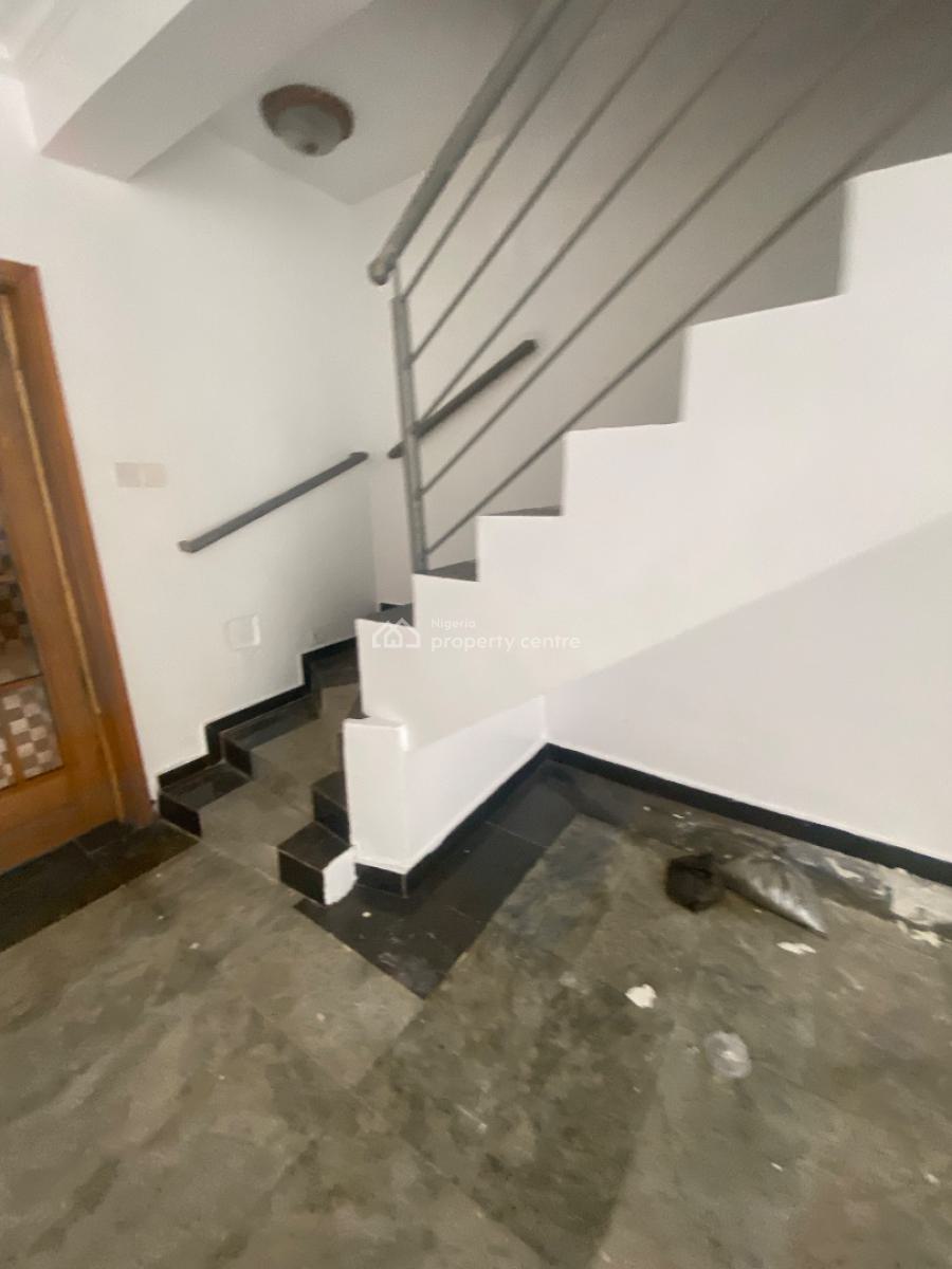 Spacious 4 Bedroom Terrace Duplex, Lekki Phase 1, Lekki, Lagos, Terraced Duplex for Rent