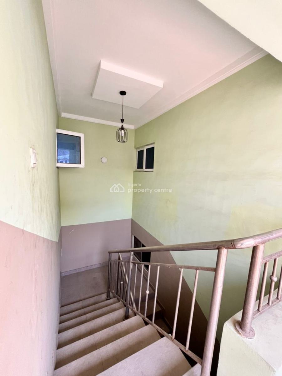 Spacious 3 Bedroom Apartment { Upstairs- Video Available}, Mobil Road, Ilaje, Ajah, Lagos, Flat / Apartment for Rent
