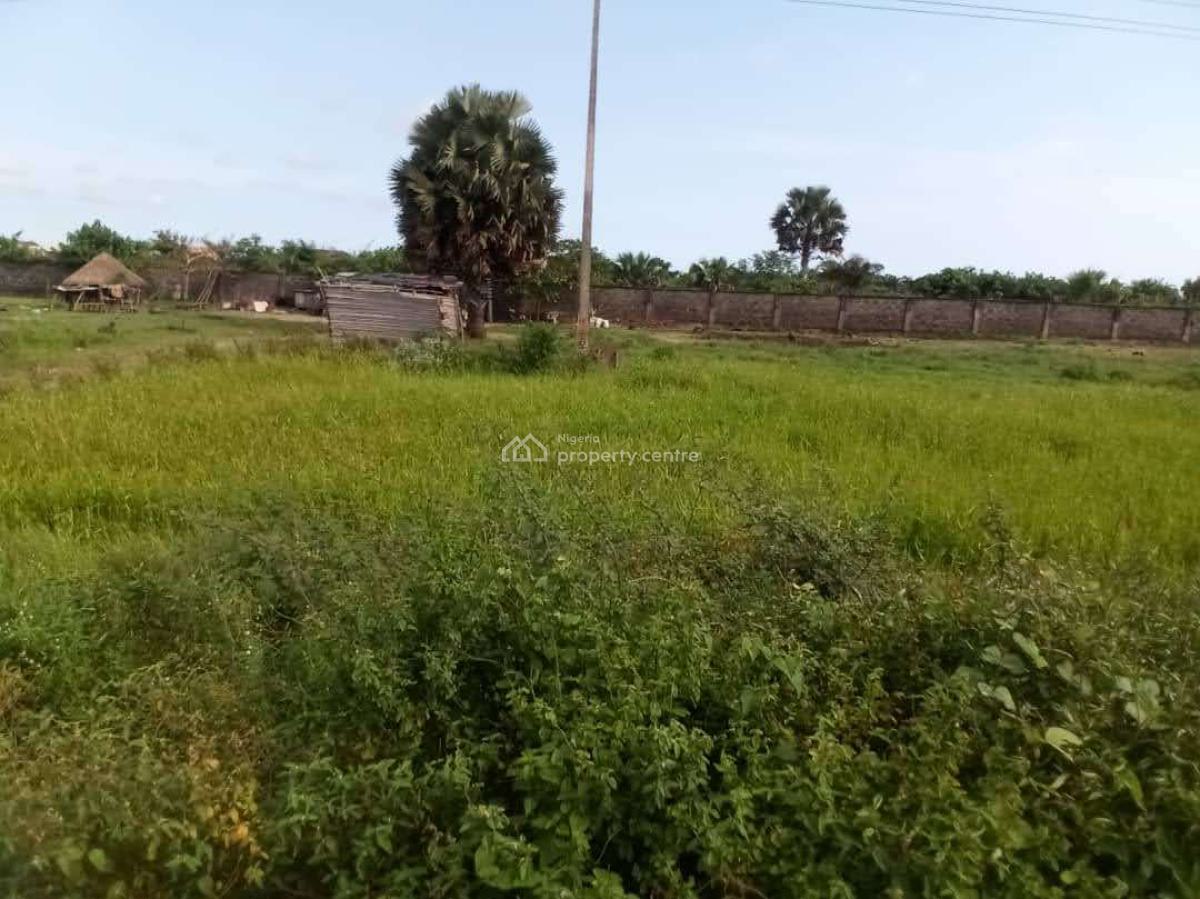 Over 25 Acres of Bare Dry Land, Lagos-badagry Expressway, Agemowo., Badagry, Lagos, Mixed-use Land for Sale