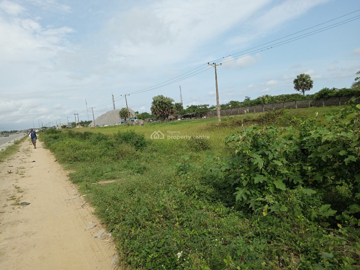 Over 25 Acres of Bare Dry Land, Lagos-badagry Expressway, Agemowo., Badagry, Lagos, Mixed-use Land for Sale