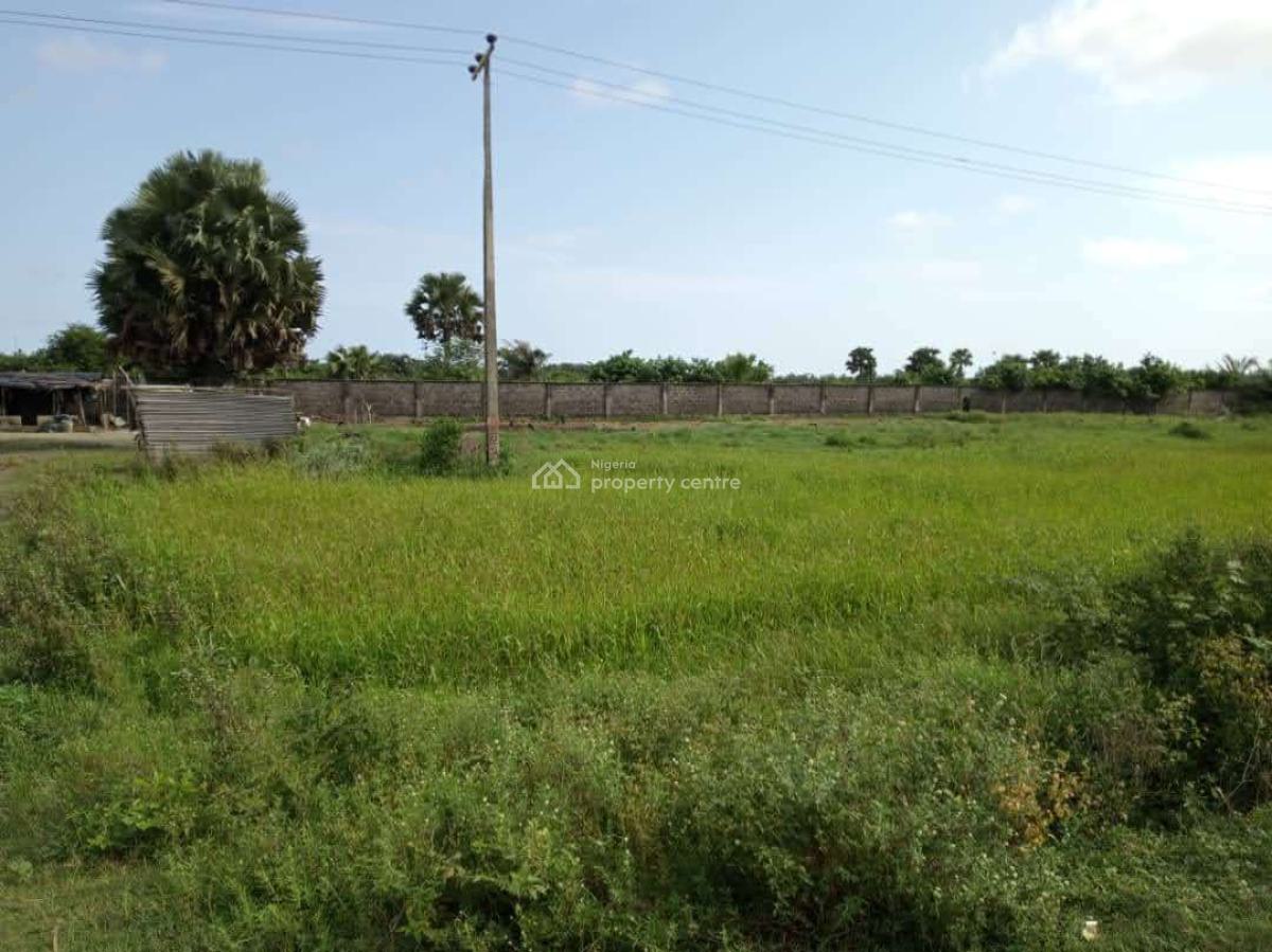 Over 25 Acres of Bare Dry Land, Lagos-badagry Expressway, Agemowo., Badagry, Lagos, Mixed-use Land for Sale