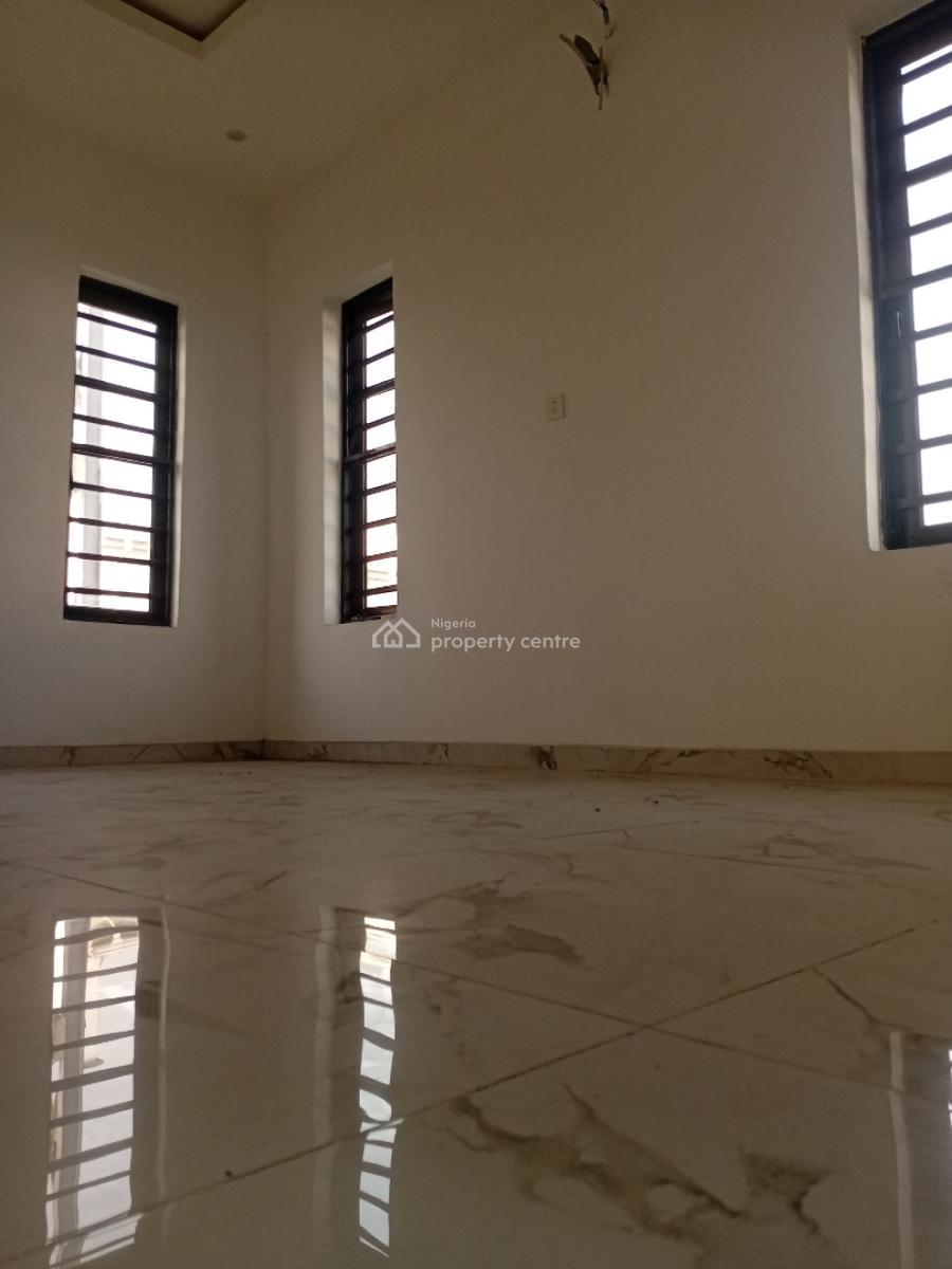 Well Finished and Tasteful 4 Bedrooms Semi-detached Duplex + Bq, Lekki Scheme 2, Lekki, Lagos, Semi-detached Duplex for Sale