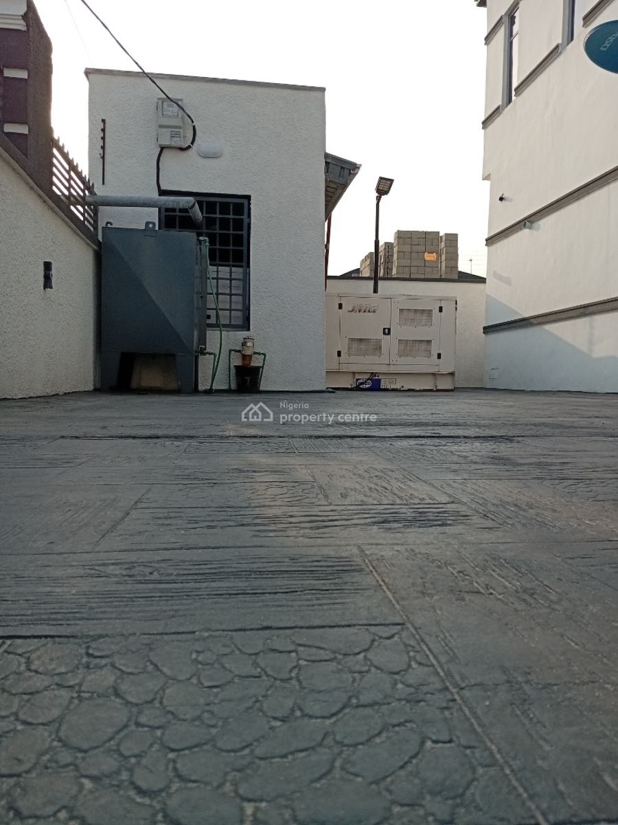 Well Finished and Tasteful 4 Bedrooms Semi-detached Duplex + Bq, Lekki Scheme 2, Lekki, Lagos, Semi-detached Duplex for Sale